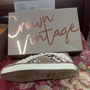 Brand: crown vintage Size/Width:8M Color:Vanilla